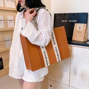 Large brown felt tote bag with MOMPICK letter print canvas straps for women commuting