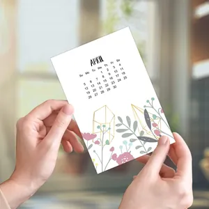 Minimalistische bloemenkalenderkaarten 2026 voor wanddecoratie met april-ontwerp