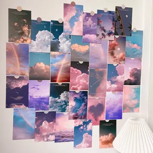 Tarjetas decorativas de pared con paisajes naturales, nubes y patrones de arcoíris