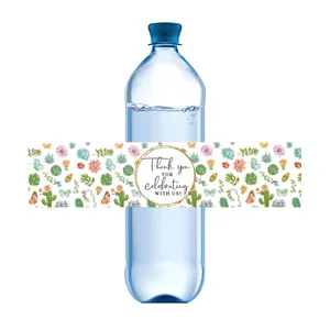 Etiqueta para botella de agua con suculentas en acuarela y mensaje de agradecimiento