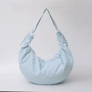 Dames Geplisseerde Halvemaantastas Grote Capaciteit Nylon Schoudertas Crossbodytas Minimalistisch Casual Slouchy Tote Handtas