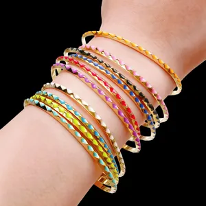 18K Vergoldeter Kupfer Emaille Bunter Offener Armreif Armband Geometrisches Zickzack Design Minimalistischer Verstellbarer Schmuck Geschenk Damen