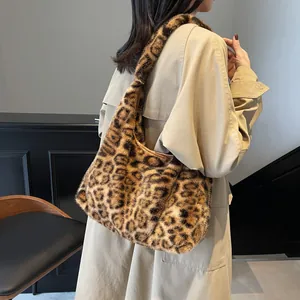 Borsa tote leopardata in finta pelliccia da donna, borsa a spalla grande e pelosa