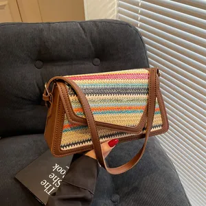 Sac à Épaule pour Femmes Décontracté en Paille Tissée Patchwork Cuir PU Sac Bandoulière à Rayures pour Vacances Usage Quotidien