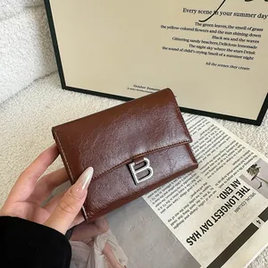 Women Retro PU Leather Tri-fold Wallet With Metal B Buckle Multi Card Slot Small Cash Purse For Daily Commute