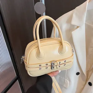 Petit Sac Carré en Cuir PU pour Femme Décoration de Ceinture Oeillets Métalliques Doubles Poignées Bandoulière Amovible