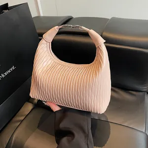 Borsa Hobo Pieghettata da Donna in Pelle PU Borsa a Tracolla Con Fibbia in Metallo Versatile Borsa da Sottobraccio Casual per Tutti i Giorni