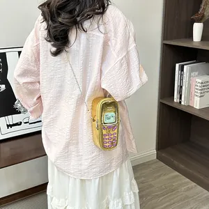 Borsa a tracolla creativa a forma di telefono retrò dorata con catena in metallo