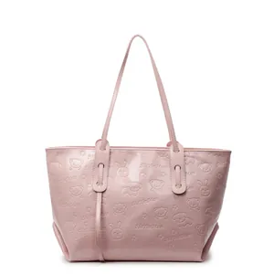 Grote roze shopper met cartoon dierenprint in reliëf en smalle schouderbanden