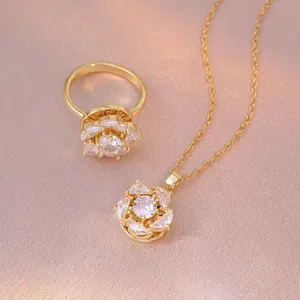 Ensemble de Bijoux en Acier Titane Collier Pendentif Fleur Cœur Zirconia Pour Femmes Plaqué Or Collier et Bague Floraux