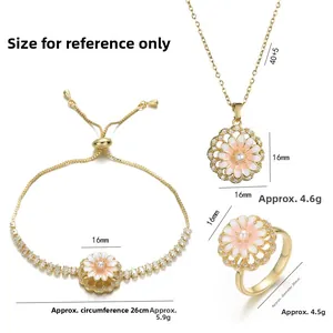 Ensemble de bijoux floraux dorés avec zircon, comprenant collier, bracelet et bague