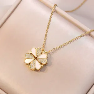 Goldene Halskette mit Kleeblatt-Anhänger aus Muscheln und Kristallen, klappbar