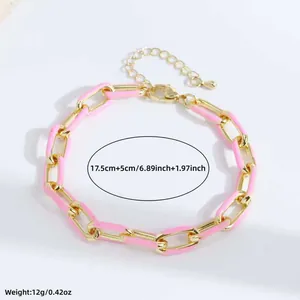 Bracelet chaîne plaqué or 18K avec maillons laqués roses et détails de taille, 17,5cm+5cm