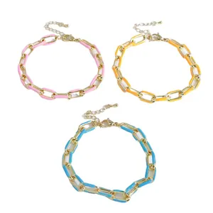 Bracelets à chaîne plaqués or 18 carats avec maillons laqués rose, jaune et bleu