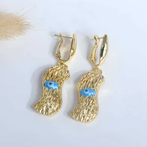 Pendientes de gota en forma de cacahuete chapados en oro 18K con diseño de ojo turco