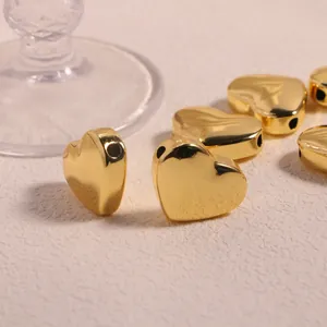 Polished 18K gold heart-shaped spacer beads for DIY jewelry necklace making