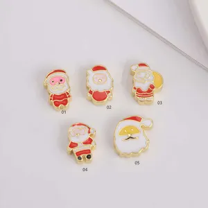 Fünf Arten von festlichen Weihnachtsmann-Emaille-Anhängern für DIY-Armbänder mit Goldrand