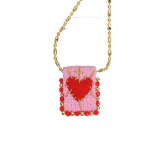 18K gold hand-woven square pendant necklace with heart embroidery and 45cm metal chain