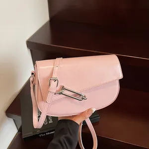 Damen Mode PU-Leder Kleine Quadratische Tasche Mit Metallstiftschloss Flap Schultertasche Umhängetasche Unterarmtasche Alltag