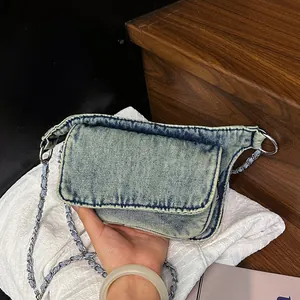 Women's Retro Denim Crossbody Bag Pleated Washed Jeans Small Square Shoulder Bag With Metal Chain Strap Casual Fashion Handbag