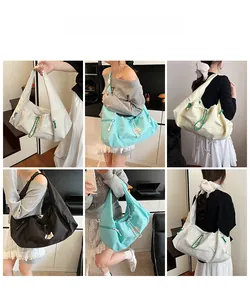 Borsa hobo alla moda di grande capacità in vari colori per il pendolarismo e i viaggi