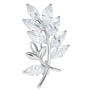 Broche épi de blé élégante avec zircone marquise et design de branche argentée polie