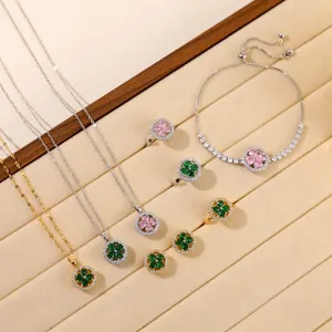 Parure de bijoux en acier titane avec colliers trèfle rotatifs en zircon et bagues