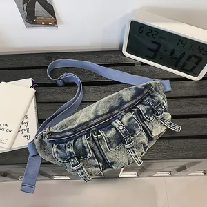 Sac Banane en Denim Lavé Rétro pour Femmes Multi-Poches Style Industriel Sac de Poitrine Grande Capacité Bandoulière pour Loisirs Voyage