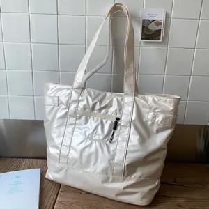 Women's Large Capacity Tote Bag Metallic Glossy PU Leather Shoulder Bag With External Zipper Pocket Embroidered Casual Handbag