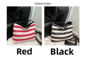 Détails des sacs de plage tissés à rayures rouges et noires avec de fines poignées