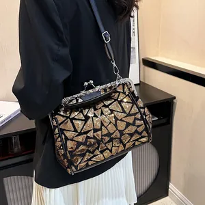 Sac à main rétro avec paillettes dorées géométriques et fermoir élégant en métal