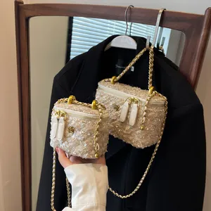 Sac Bandoulière en Tweed de Style Français pour Femmes Mini Sac à Main Matelassé de Luxe Avec Décoration de Camélia Élégant Vanity Case Box Bag