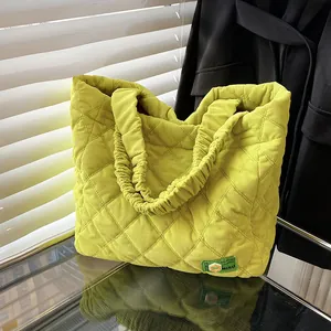 Grand Sac Cabas en Velours Côtelé pour Femmes Matelassé Losange Sac à Main Mode Avec Poignée à Volants Sac à Épaule