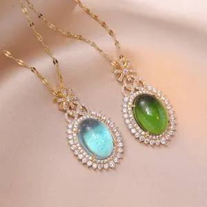 Collier Pendentif Pierre Précieuse Verte Ovale Style Vintage Acier Inoxydable Plaqué Or Zirconium Noeud Bijou Élégant Femmes
