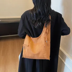 Grand sac cabas hobo en daim marron rétro avec bandoulière nouée pour femme
