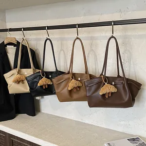 Minimalist large leather tote bag in four colors with cute plush croissant charm