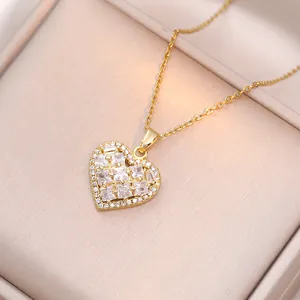 Collier Pendentif Coeur Pour Femmes Acier Titane Zircon Inlay Minimaliste Plaqué Or Chaîne De Clavicule Bijoux