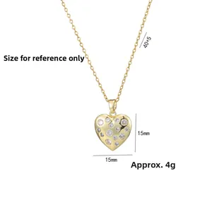 Collier cœur minimaliste en acier titane doré avec pendentif en zircon et chaîne