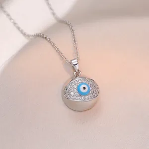 Böhmische Silber-Halskette mit Evil-Eye-Anhänger, Pavé-Zirkonia und bunten Augen-Details