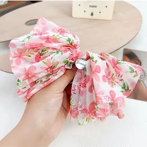 Elastico per capelli floreale in chiffon con ciondolo Dream e stampa di fiori di ciliegio
