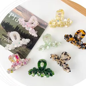 Acetate Flower Hair Claw Clip Elegant Korean Style Rhinestone Inlaid Shark Clip For Women Girls Versatile Hair Accessory