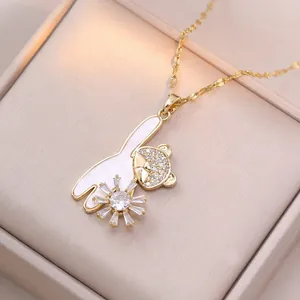 Collar Con Colgante De Oso Giratorio Oro Acero De Titanio Circón Flor Joyería De Moda Linda Para Mujeres