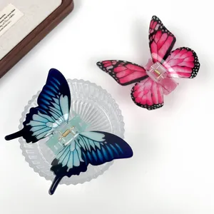 Elegant Acrylic Butterfly Hair Claw Clip Gradient Wing Hairpin Aesthetic Shark Clip For Women Fairy Style Hair Accessory