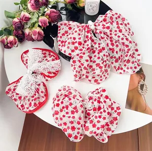 Ensemble chouchou et nœud à fleurs avec dentelle et perles pour femme en été