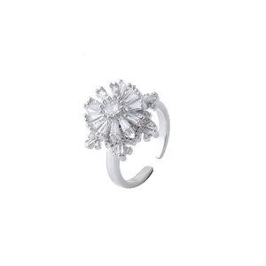 Micro-set silver snowflake spinning ring with sparkling cubic zirconia crystals