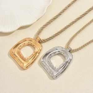 Minimalist thick rope chain necklace with oversized hammered metal irregular pendant