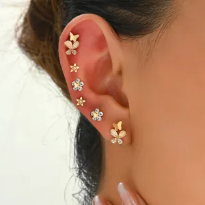 Pendientes de Botón para Mujer Cobre Zirconia Mariposa Flor Estrella Con Poste de Acero Inoxidable Joyería Bañada en Oro