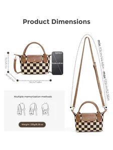 Tableau des tailles détaillé pour sac à damier montrant dimensions 19cm x 13cm et sangle