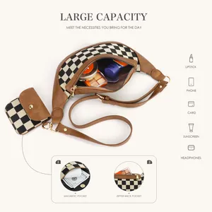 Sac bandoulière à damier avec garniture en cuir et sangle réglable en demi-lune