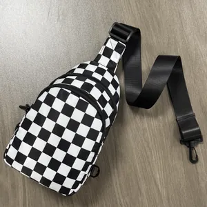 Checkboard pattern nylon belt bag with adjustable strap for outdoor sports and running